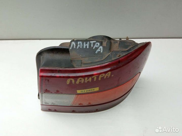 Фонарь задний правый Hyundai Lantra 1