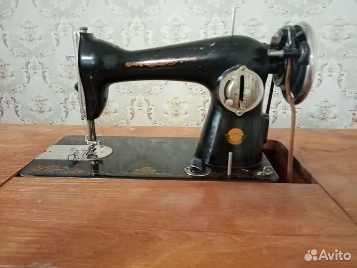 Швейная машина ножная пмз им. Калинина