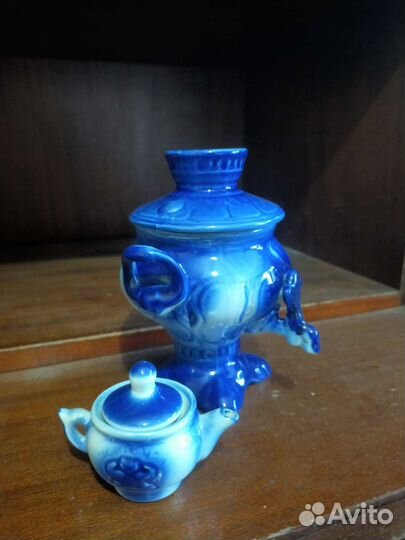 Фарфоровый самовар