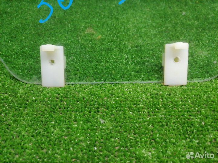 Стекло двери заднее правое Kia Rio 3 седан 1.4