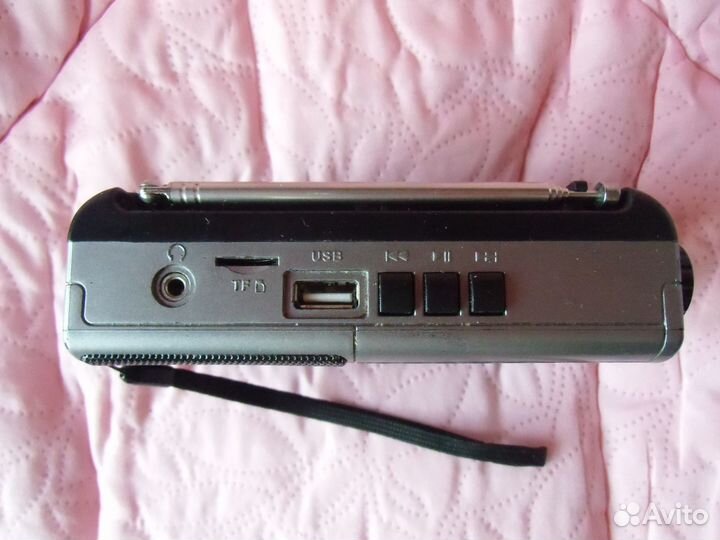 Радиоприемник с MP3 плеером Ritmix