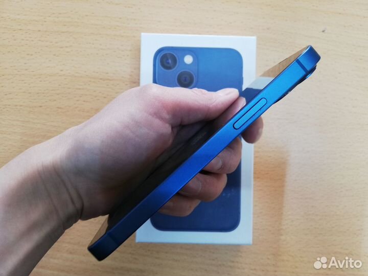Телефон iPhone 13 mini (256 гб)