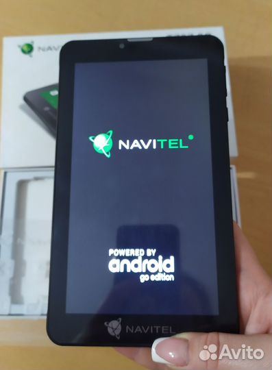 Продам навигатор Navitel t707