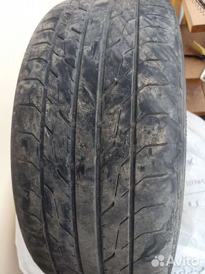 Toyo TYDRB 215/50 R17 91V