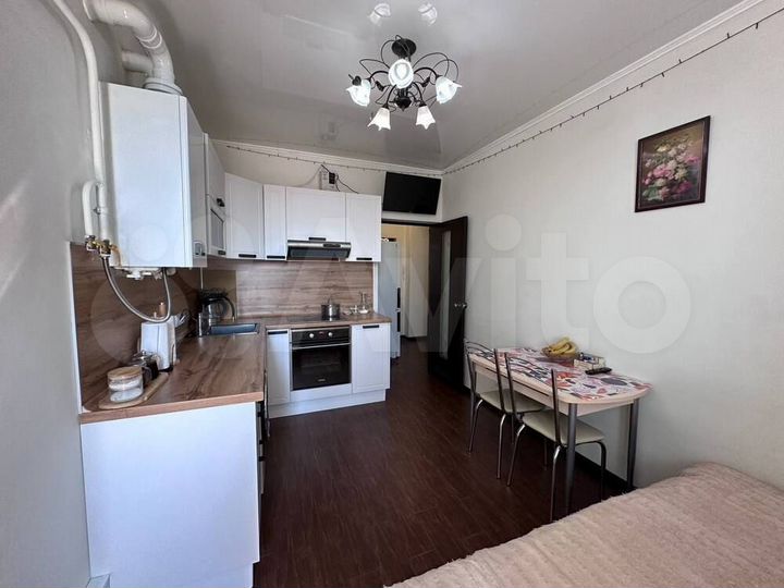 1-к. квартира, 38 м², 6/6 эт.