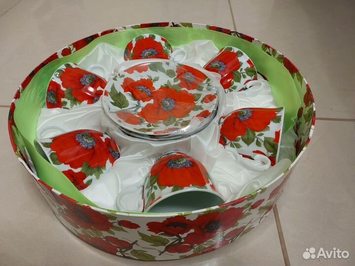 Чайный сервиз на 6-персон новый