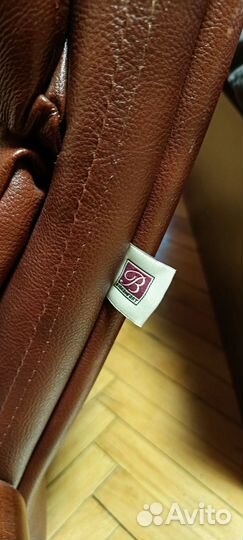 Кожаное кресло бу