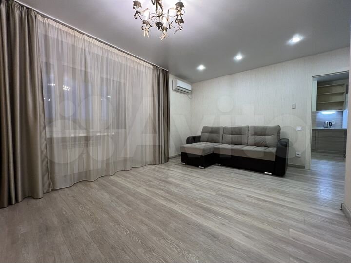 2-к. квартира, 60 м², 8/10 эт.