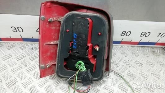 Фонарь задний правый volkswagen passat B5 (2ST15MY