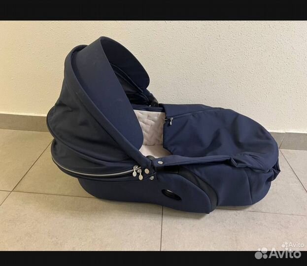 Коляска 2 в 1 Stoke Xplory V 4 (люлька V 6)