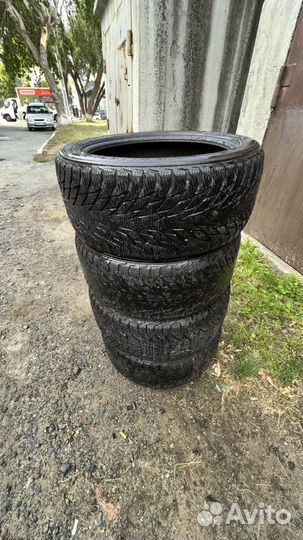 Nokian Tyres Hakkapeliitta R2 245/45 R18 100R