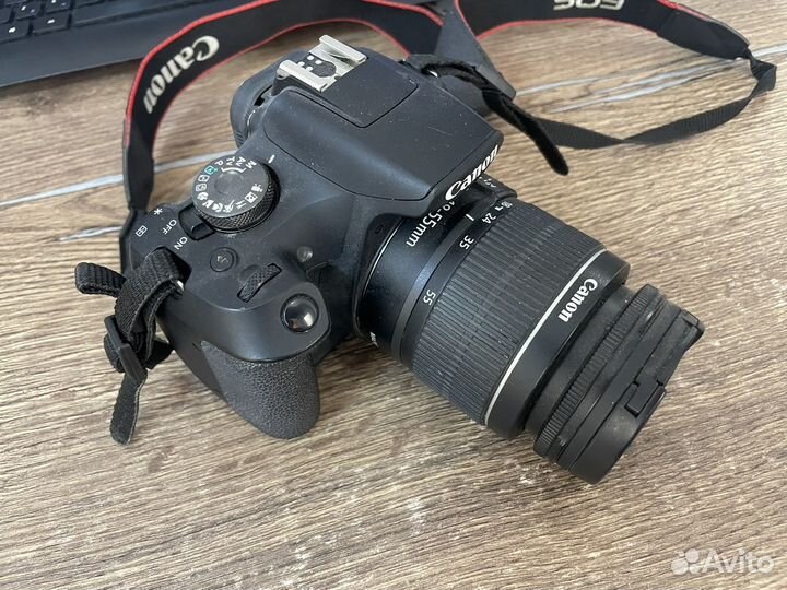 Зеркальный фотоаппарат canon eos 2000 D kit 18-55