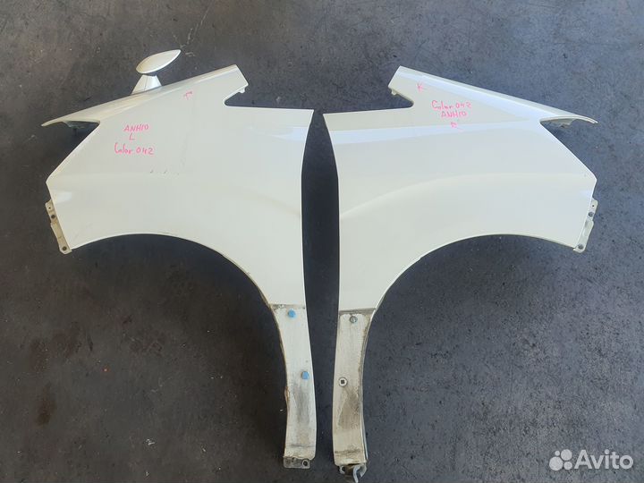 Крыло перед право c Toyota Alphard ATH10W 2AZ-FXE