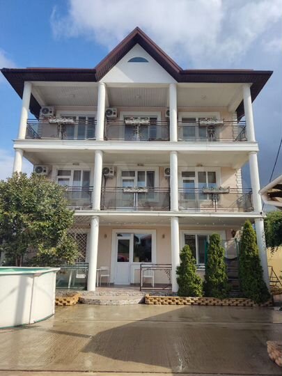 Комната 25 м², 1/4 эт.