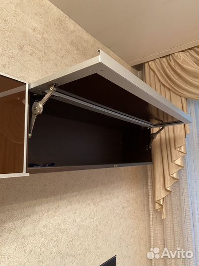 Стенка в гостиную