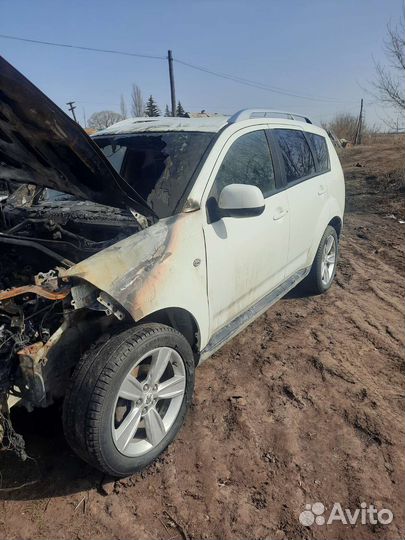 Дверь Peugeot 4007 Citroën c-crosser Outlander