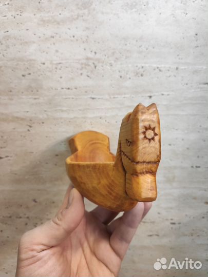 Солонка Коник. Ковшик из дерева лещины