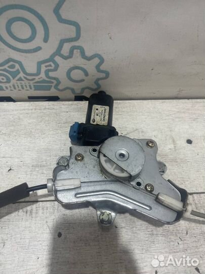 Стеклоподъемник передний правый Chevrolet Lacetti