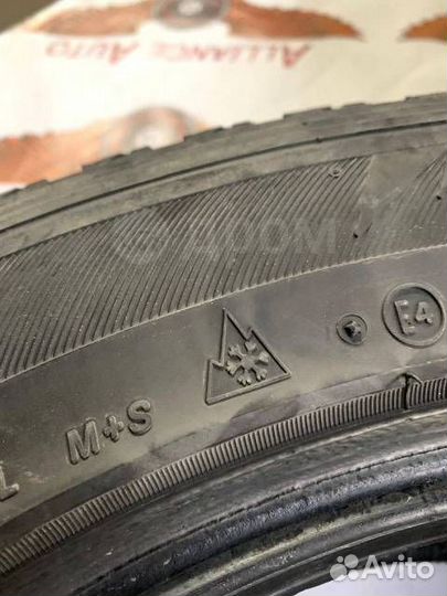 Bridgestone Blizzak Ice 215/60 R17