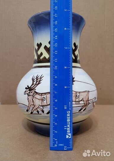 Вазы декоративные