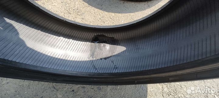 Bridgestone Turanza T005A 235/45 R18 и 235/45 R18 94W