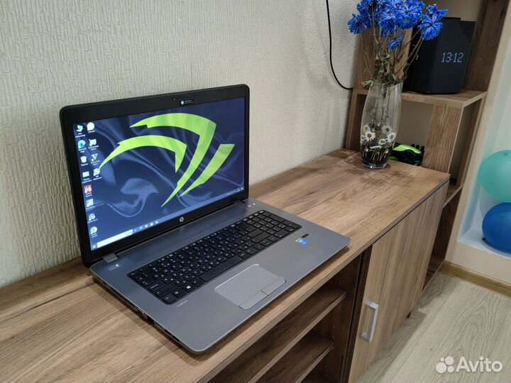 HP i7 / 17.3 дюйма / 8 gb / SSD 256 gb