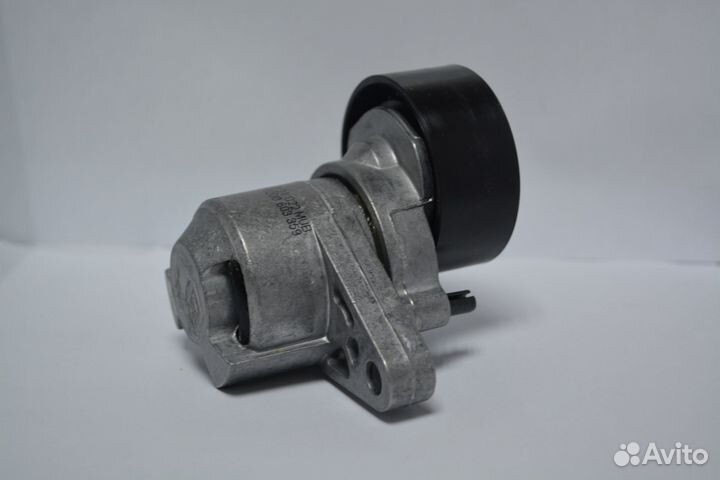 Ролик натяжителя Renault Symbol 8200603359