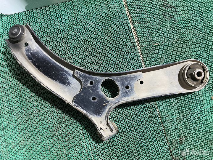 Рычаг передний левый hyundai solaris 2016