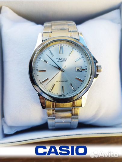 Наручные часы Casio Quartz