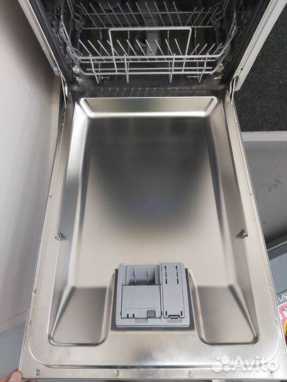 Встраиваемая посудомоечная машина Bosch SPV58M10