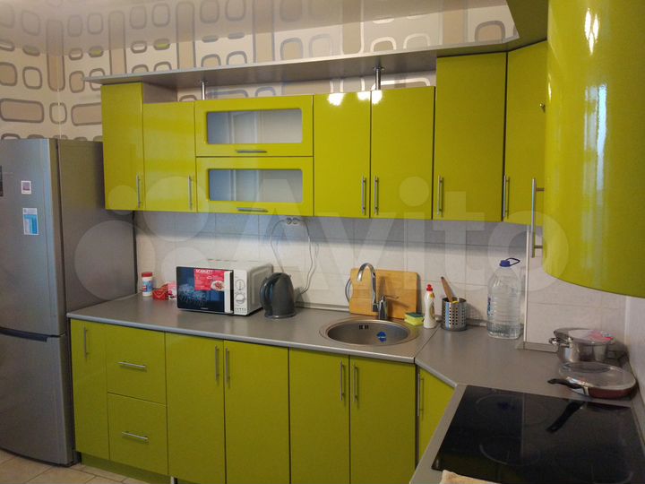 1-к. квартира, 42 м², 9/16 эт.