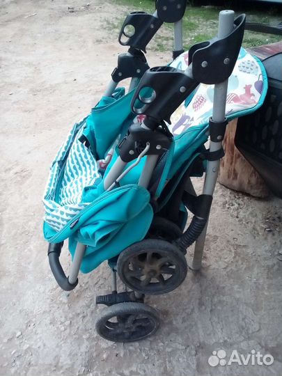 Прогулочная коляска