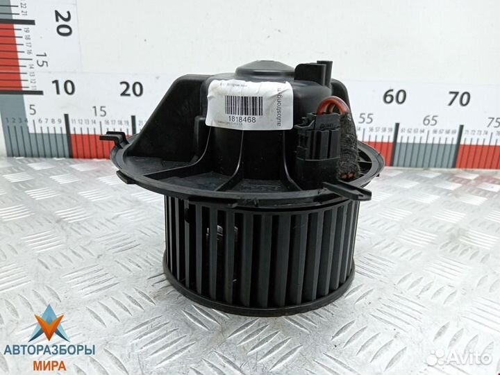 Моторчик печки Volkswagen Golf GTI 5 2004