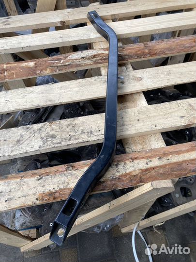 Верхняя планка телевизора BMW X3 F25 51647210502