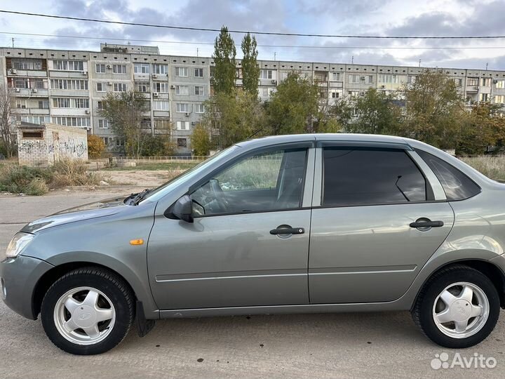 LADA Granta 1.6 МТ, 2013, 166 000 км