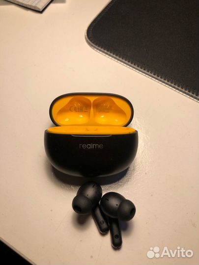 Беспроводные наушники Realme Buds T100