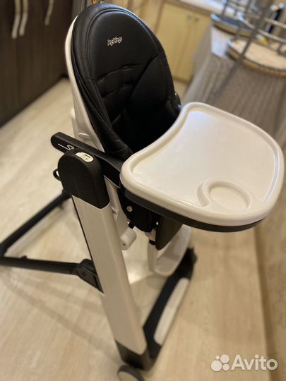 Стульчик для кормления peg perego