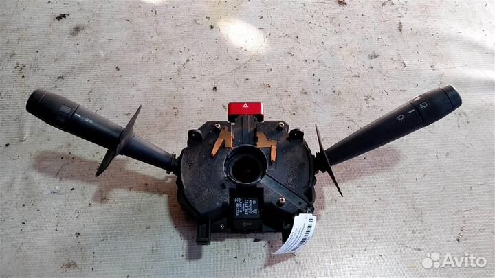 Переключатель подрулевой в сборе Fiat Punto 93-99г