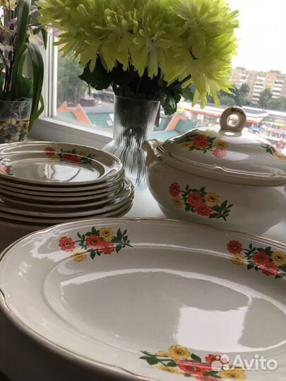 Часть столового сервиза «Цветы» Зик Конаково СССР