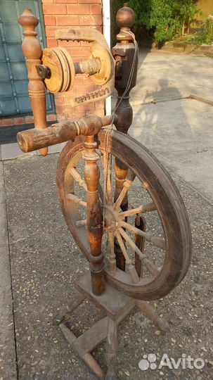 Прялка старинная