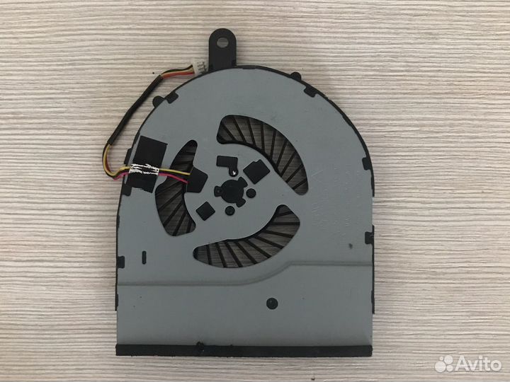 Куллер для ноутбука Dell p52f