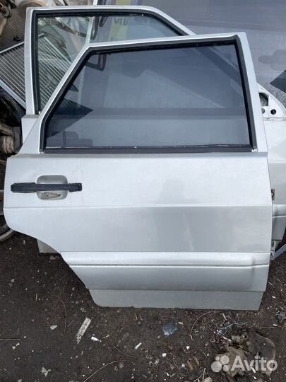 Ваз 2114, 15 дверь задняя хорошая