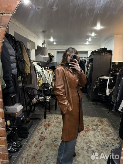 Винтажный кожаный плащ