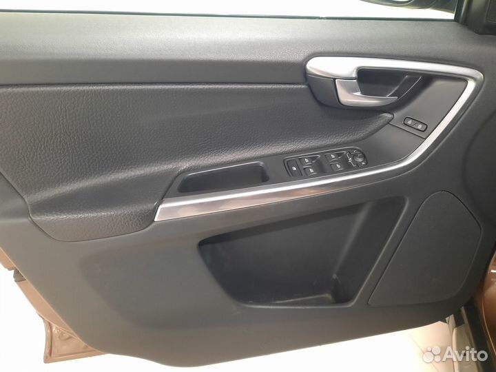 Volvo XC60 2.4 AT, 2013, 303 000 км