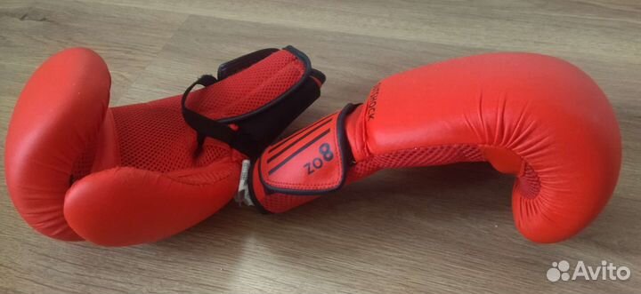 Боксерские перчатки 8oz