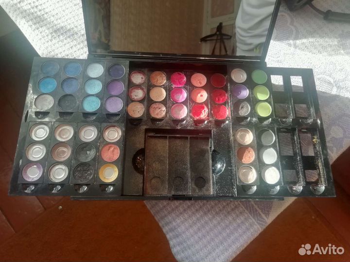 Палитра теней