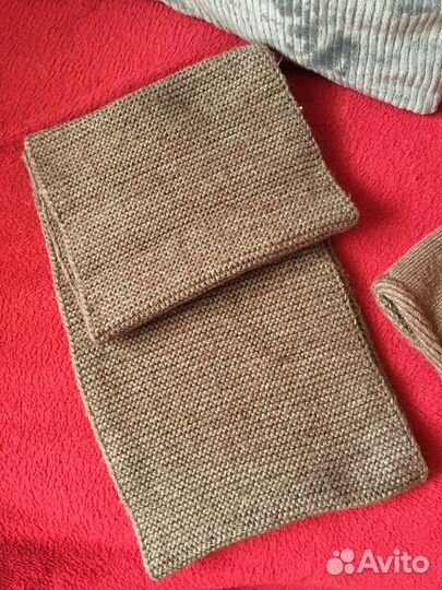 Шапка и шарф зимние, новые, очень теплые