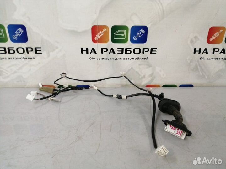 Проводка двери задняя правая Toyota Camry XV50