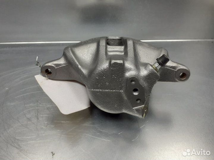 Суппорт тормозной передний правый Volkswagen