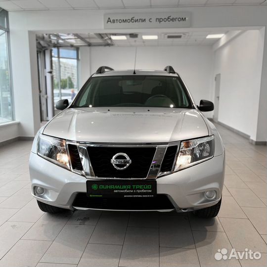 Nissan Terrano 2.0 AT, 2015, 66 780 км